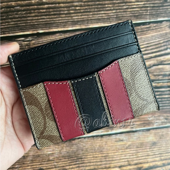 New Coach Signature Canvas Leather Card Case with Red Black Varsity Stripes - Picture 6 of 6